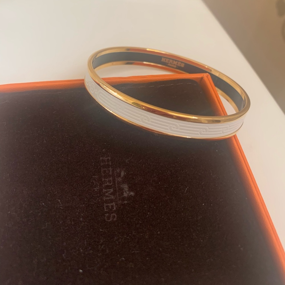 Hermès bangle never worn